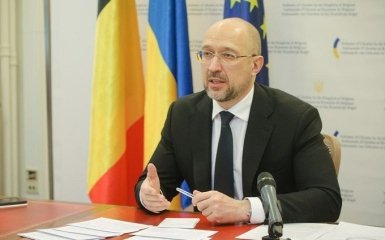 Кабмін прокоментував зрив кампанії з вакцинації в Україні