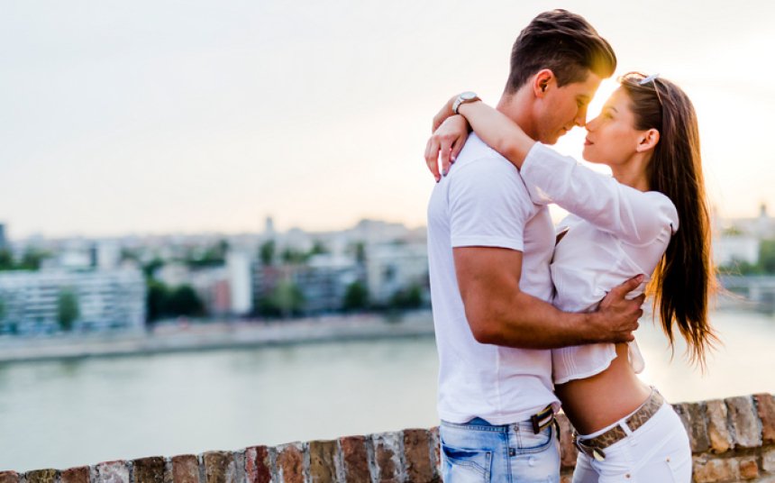 12 most interesting facts about kissing — online.ua